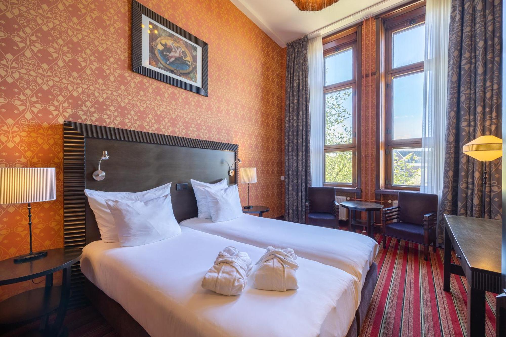 Grand Hotel Amrath Amsterdam Luaran gambar A room at the hotel