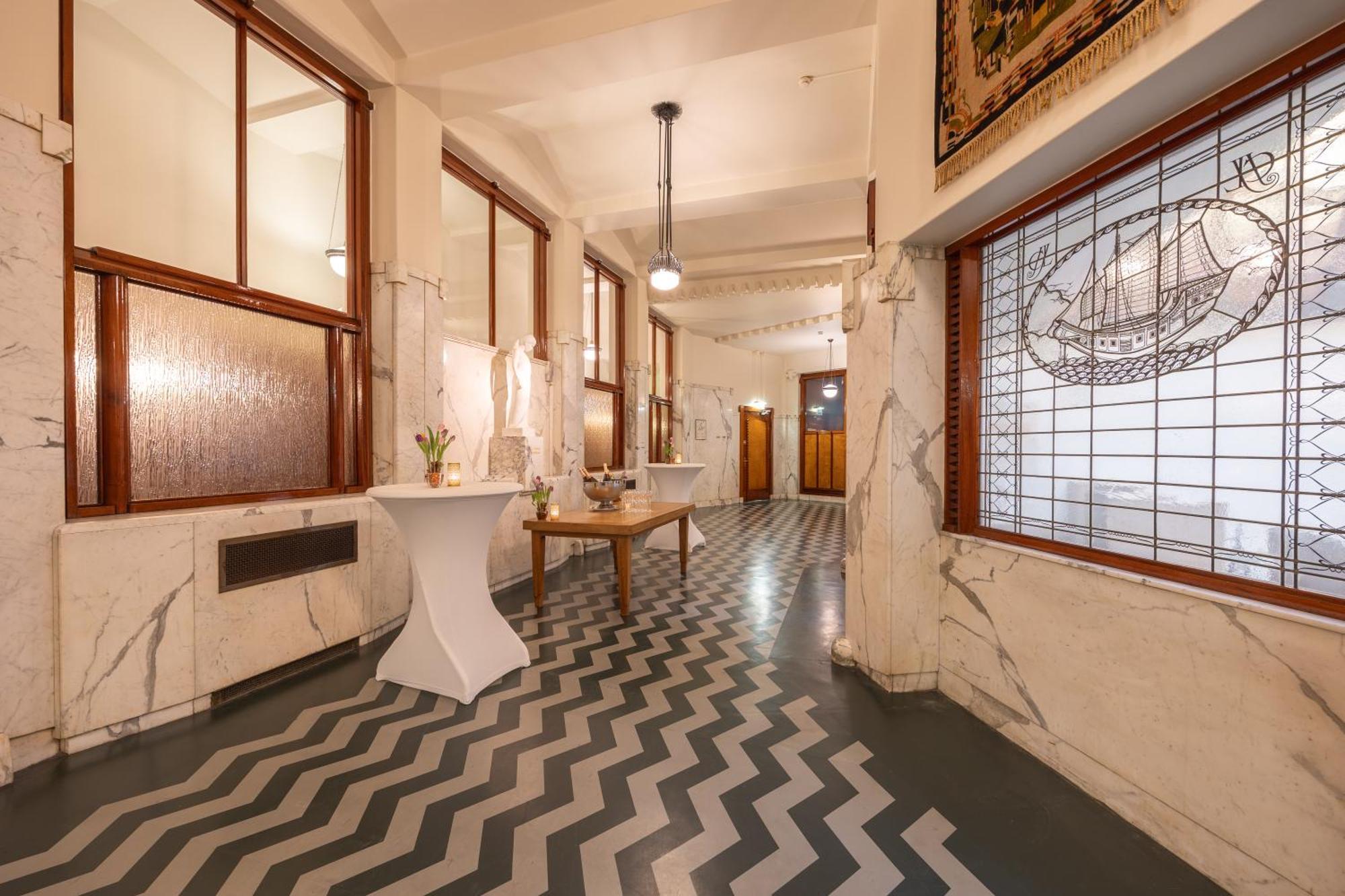 Grand Hotel Amrath Amsterdam Luaran gambar Interior of the hotel