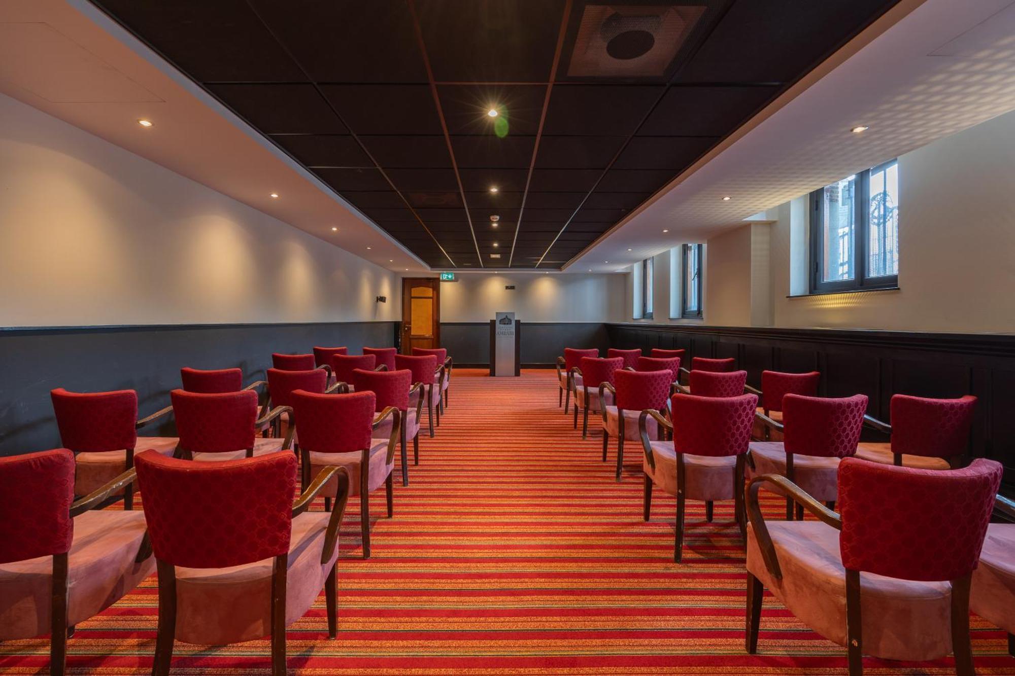 Grand Hotel Amrath Amsterdam Luaran gambar The interior of the cinema