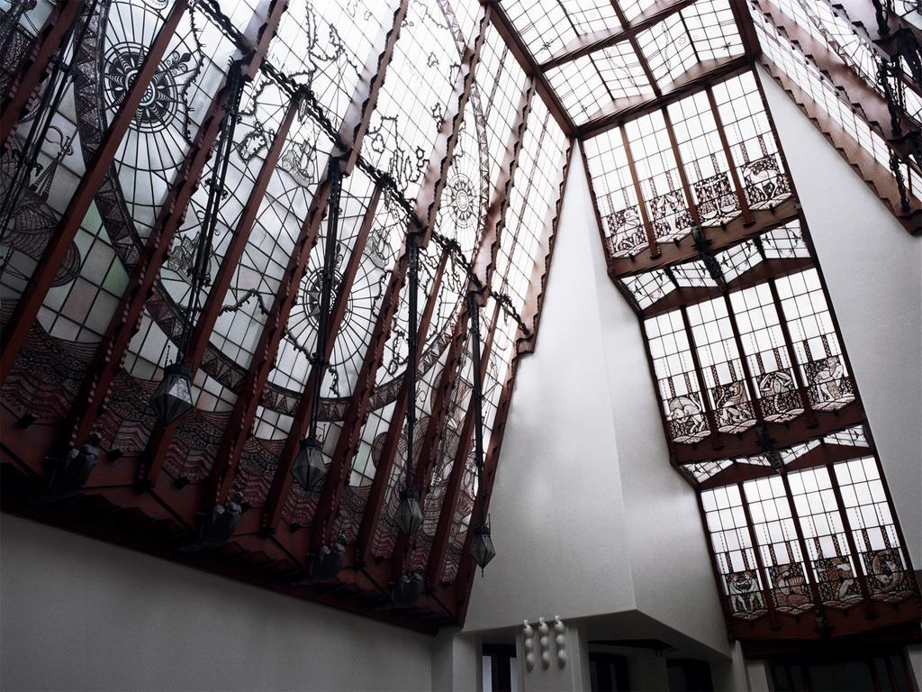 Grand Hotel Amrath Amsterdam Luaran gambar The ceiling of the staircase